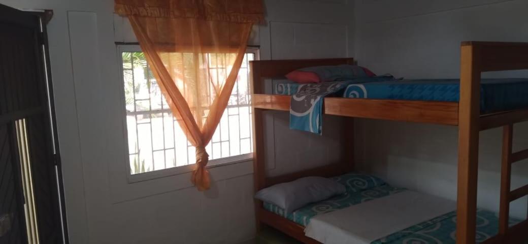 Habitacion Triple Con Cocina Y Bano Privado Necoclí Екстериор снимка